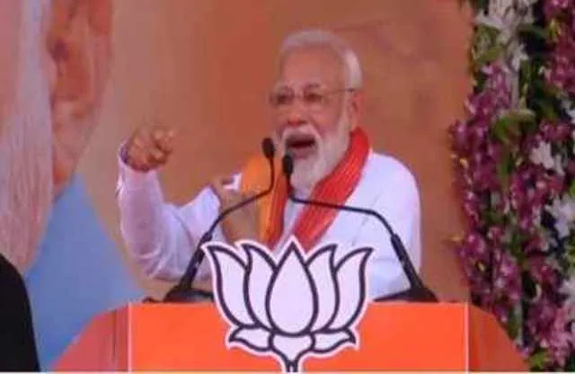 ଗୁଜରାଟ ନିର୍ବାଚନ ପ୍ରଚାରରେ ବାଲାକୋଟ୍ କଥା ଉଠାଇ ବିବାଦରେ ପଡ଼ିଲେ ପ୍ରଧାନମନ୍ତ୍ରୀ ନରେନ୍ଦ୍ର ମୋଦୀ, ଆଚରଣବିଧି ଉଲ୍ଲଂଘନ ନେଇ ଯାଞ୍ଚ କରୁଛନ୍ତି ନିର୍ବାଚନ ଅଧିକାରୀ