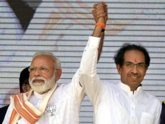 ୨୮ ମାସ ପରେ ଗୋଟିଏ ମଞ୍ଚରେ:ମୋଦୀ-ଉଦ୍ଧବ