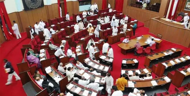 ବିଦାୟୀ ବିଧାନସଭାର ୧୮ ସଦସ୍ୟଙ୍କ ଭାଗ୍ୟ ଇଭିଏମ୍‌ରେ କଏଦ : ପୁଣି ବିଧାନସଭା ଫେରିବା ଆଶାରେ ନେତା