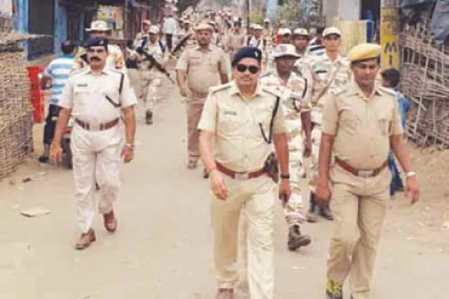 ପ୍ରଚାରବେଳେ ବିଧାୟିକା ଟୁକୁନି ସାହୁଙ୍କୁ ବିରୋଧ : ପୁଲିସ ଉଦ୍ଧାର କଲା, ଉତ୍ତେଜନା ପରେ ଫ୍ଲାଗ୍‌ମାର୍ଚ୍ଚ