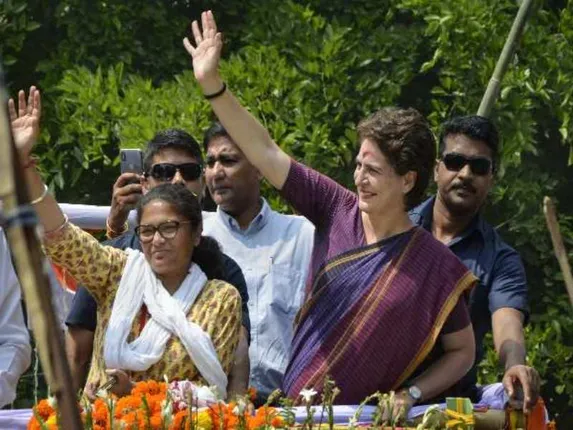 ଇନ୍ଦିରା ଗାନ୍ଧୀଙ୍କ ସହ ଲୋକେ ତୁଳନା କରିବା ପରେ ଶୁଣନ୍ତୁ କ’ଣ କହିଲେ ପ୍ରିୟଙ୍କା....