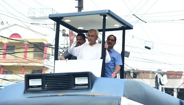 ଜନ୍ମମାଟି କଟକରେ ରୋଡ ସୋ’ କଲେ ନବୀନ