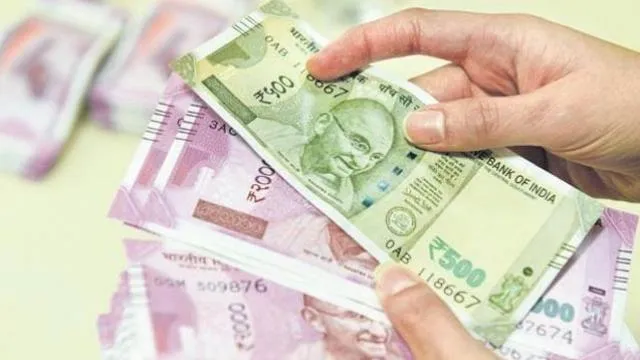 ୬ ଲକ୍ଷ ଟଙ୍କା ଜବତ