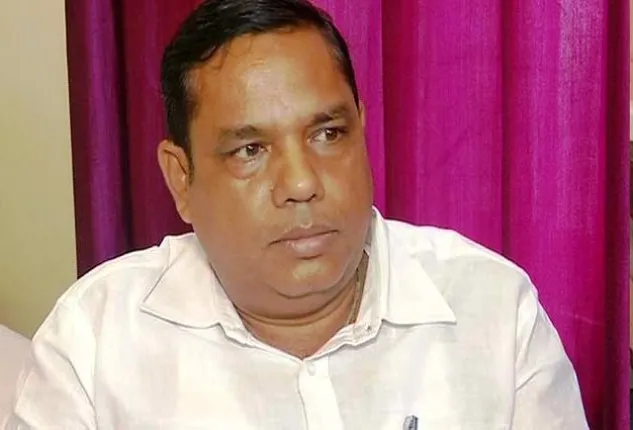 ବାବୁ ସିଂଙ୍କ ପ୍ରାର୍ଥିତ୍ୱ ରଦ୍ଦ ପାଇଁ ମୁଖ୍ୟ ନିର୍ବାଚନ କମିସନ୍‌ଙ୍କୁ ଫେରାଦ