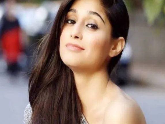 ଘରୋଇ ହିଂସାର ଶିକାର ହେଲେ ଧାରାବାହିକ 'ନବ୍ୟା'ର ଅଭିନେତ୍ରୀ ସୌମ୍ୟା, ଦୁଃଖପୂର୍ଣ୍ଣ ପୋଷ୍ଟ କରି ଜଣାଇଲେ ମନର କୋହ