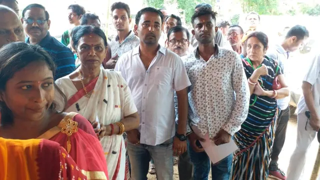 ଓଡ଼ିଶାର ବିଭିନ୍ନ ବୁଥରେ ହେଭିୱେଟ୍ ନେତାଙ୍କ ମତଦାନ