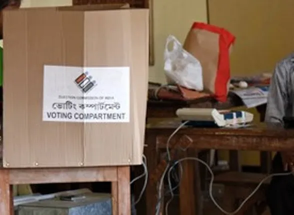 ପର୍ଜଙ୍ଗରେ ବୁଥ ପରିବର୍ତ୍ତନ ମାମଲା : ନିୟମ ଅନୁସାରେ ତୁରନ୍ତ ପଦକ୍ଷେପ ନେବାକୁ ନିର୍ଦ୍ଦେଶ