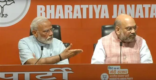 ପ୍ରଧାନମନ୍ତ୍ରୀଙ୍କ ପ୍ରଥମ ସାମ୍ବାଦିକ ସମ୍ମିଳନୀ : ମୋଦୀ ବସିଲେ, ଶାହ କହିଲେ