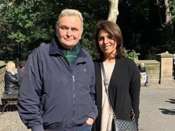 କର୍କଟ ପୀଡିତ ଋଷି କପୁର କଲେ ଏଭଳି ଦୁଖଭରା ଟୁଇଟ, ପଚାରିଲେ ମୁଁ ଘରକୁ କେବେ ଯିବି?