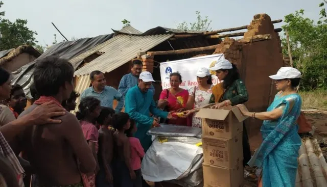 ‘ସିଙ୍ଗାପୁର ଓଡ଼ିଆ ସମାଜ ଓ ସ୍ୱଚ୍ଛାସେବୀ ଅନୁଷ୍ଠାନ ପିକକ୍‌’ ପକ୍ଷରୁ ବାତ୍ୟା ‘ଫୋନି’ ପୀଡିତଙ୍କୁ ସହାୟତା