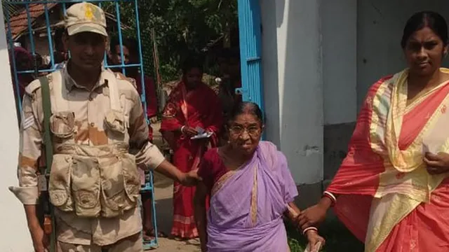 ନିର୍ବାଚନୀ ହିଂସା: ପଶ୍ଚିମବଙ୍ଗରେ ବିଜେପି-ଟିଏମ୍‌ସି ମୁହାଁମୁହିଁ, ଜମ୍ମୁ-କଶ୍ମୀରର ୨ଟି ମତଦାନ କେନ୍ଦ୍ରରେ ଗ୍ରେନେଡ୍‌ ଆକ୍ରମଣ