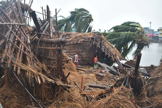 ‘ଫନି’ ବିପର୍ଯ୍ୟୟ ନେଇ ଏସଆରସିଙ୍କ ସ୍ଥିତି ରିପୋର୍ଟ : ଏବେସୁଦ୍ଧା ମୃତ୍ୟୁସଂଖ୍ୟା ୩୫