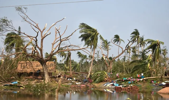 ୫୨୪୪ ସ୍କୁଲ, ୧୦୩୧ ସ୍ବାସ୍ଥ୍ୟକେନ୍ଦ୍ର ଭାଙ୍ଗିଛି