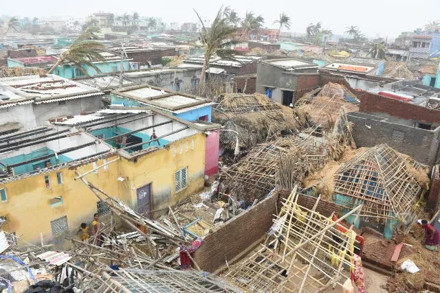 ମୁଖ୍ୟମନ୍ତ୍ରୀଙ୍କ ରିଲିଫ୍ ପାଣ୍ଠିକୁ ଦାନ : ଏଚ୍‌ଡିଏଫ୍‌ସି ବ୍ୟାଙ୍କ ଦେଲା ୧୦ କୋଟି, କଳିଙ୍ଗ ଫାଉଣ୍ଡେସନ୍‌ ଟ୍ରଷ୍ଟ ଦେଲା ୩ ଲକ୍ଷ