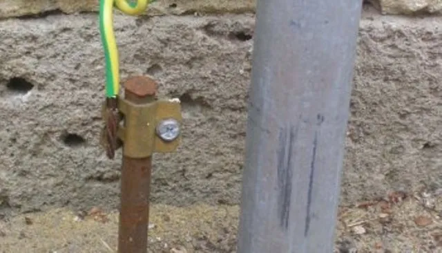 ବିଦ୍ୟୁତ୍ ଆଘାତ୍‌ରେ ଶ୍ବଶୁର-ଜ୍ବାଇଁ ମୃତ