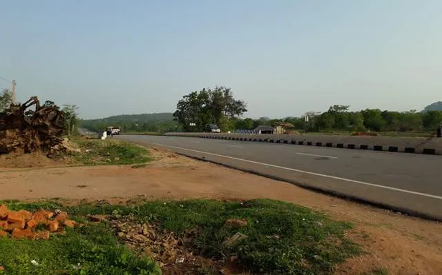 ରାଜପଥ ପାଇଁ ଦେଢ଼ଲକ୍ଷ ଗଛ ବଳି!