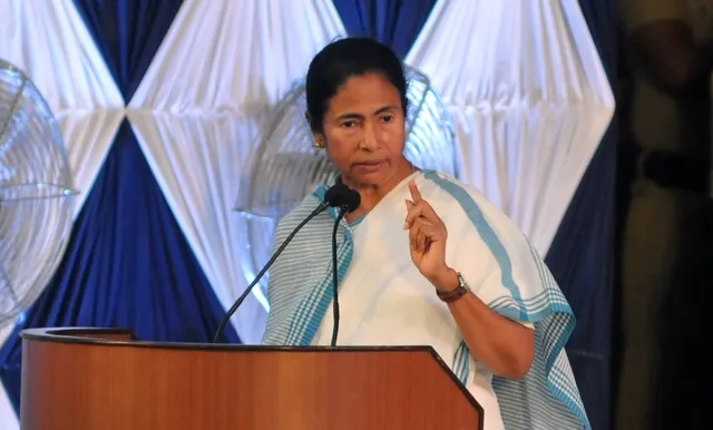 ଦଳର ବିଶ୍ୱାସଘାତକଙ୍କୁ ଖୋଜୁଛନ୍ତି ମମତା ବାନାର୍ଜୀ