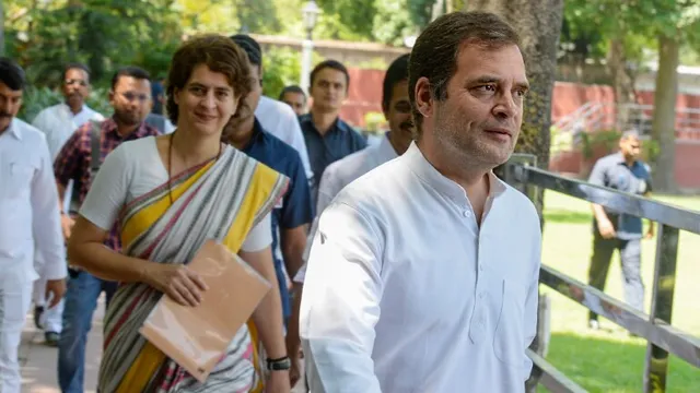 ୭ ଘଣ୍ଟାର ମାରାଥନ୍‌ ବୈଠକ: ଚିଠି ଲେଖା ସମୟକୁ ନେଇ ପ୍ରଶ୍ନ ଉଠାଇଲେ ରାହୁଲ