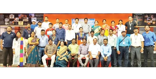 କ୍ରୀଡ଼ା ଶିକ୍ଷକଙ୍କୁ ପଢ଼ାଇଲେ ମୁକ୍ତି