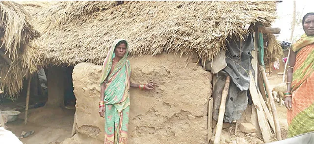 ଫନି ଲଦି ଦେଲା ଦୁଃଖର ପାହାଡ଼