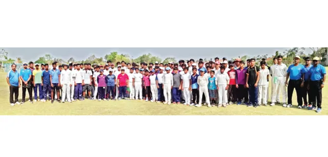 କଟକରେ ଆରମ୍ଭ ହେଲା ଏମ୍‌ଏସ୍‌ ଧୋନି କ୍ରିକେଟ୍‌ କ୍ଲିନିକ୍‌