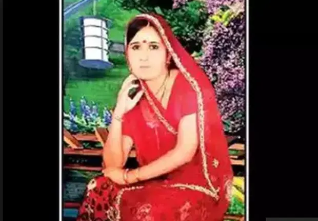 ପୂଜା କରୁକରୁ ଅର୍ନ୍ତଧ୍ୟାନ ହୋଇଗଲେ ମହିଳା, ଲୋକେ ଚମତ୍କାର ଭାବି ଘରକୁ ମନ୍ଦିର କରି ପୂଜା କରୁଥିବା ବେଳେ ପୁଲିସ କରୁଛି ତଦନ୍ତ