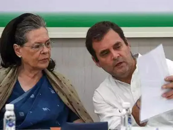 ‘ପୁତ୍ରମୋହ’ ପାଇଁ ରାହୁଲ କ୍ଷୁବ୍ଧ: କମଳନାଥ, ଗେହଲଟ, ଚିଦମ୍ବରମ ଦଳ ସ୍ବାର୍ଥ ଅପେକ୍ଷା ପୁତ୍ର ସ୍ବାର୍ଥକୁ ଗୁରୁତ୍ବ ଦେଇଥିଲେ