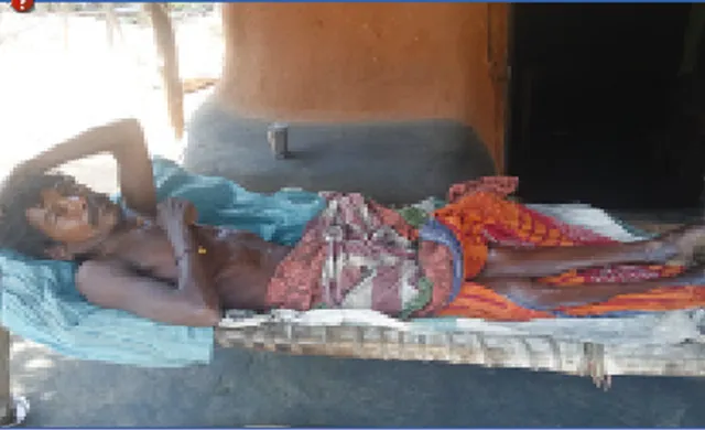 ଚିକିତ୍ସ‌ା ପାଇଁ ଅର୍ଥାଭାବ ବାଧକ:୪ବର୍ଷ ହେଲା‌ ଶଯ୍ୟାଶାୟୀ ସନ୍ତ କୁଅଁର