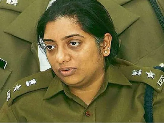 ଖାଇବା ଓ ଶୋଇବା ଛାଡ଼ି ନିର୍ଭୟା ଗଣଦୁଷ୍କର୍ମର ତଦନ୍ତ କରିଥିଲେ ଆଇପିଏସ୍‌ ଅଫିସର ଛାୟା ଶର୍ମା, ସମ୍ମାନିତ କଲା ଆମେରିକା