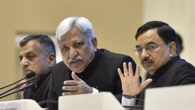 ଆରୋପର ଜବାବ ରଖିଲେ ମୁଖ୍ୟ ନିର୍ବାଚନ କମିଶନର: କମିଶନରମାନେ ପରସ୍ପରର ‘କ୍ଲୋନ୍‌’ ନୁହନ୍ତି, ବିଭିନ୍ନ ପ୍ରସଙ୍ଗରେ ମତ ଅଲଗା ହେବା ସ୍ୱାଭାବିକ