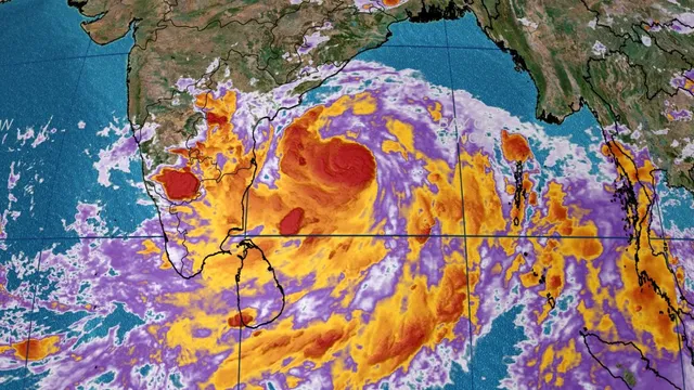 ଫନି ମୁକାବିଲା : ସମୀକ୍ଷା ପାଇଁ ଜରୁରୀ ବୈଠକ ଡାକିଲେ କ୍ୟାବିନେଟ ସଚିବ