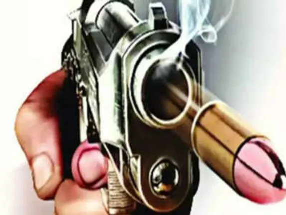 କଂଗ୍ରେସକୁ ଭୋଟ୍‌ ଦେବାରୁ ସମ୍ପର୍କୀୟଙ୍କୁ ଗୁଳି କଲେ ବିଜେପି ନେତା