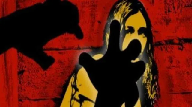 ଗର୍ଭବତୀ ଗଣଦୁଷ୍କର୍ମ ପୀଡ଼ିତାଙ୍କ ଉପରେ ଆକ୍ରମଣ କଲେ ଦୁର୍ବୃତ୍ତ, ମରି ଯାଇଥିବା ଭାବି ଛାଡ଼ି ଚାଲିଗଲେ, କିନ୍ତୁ.......