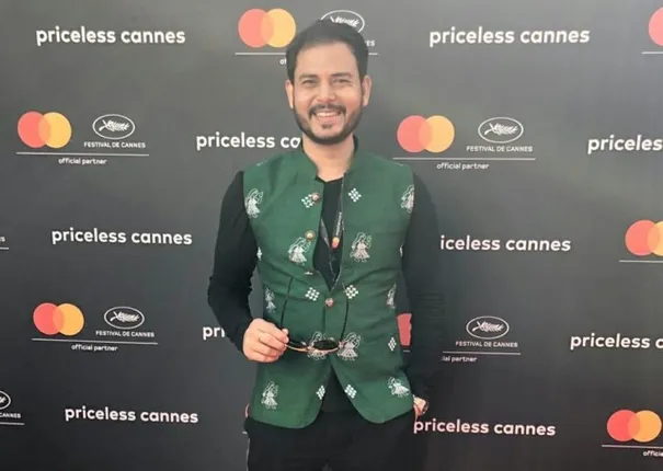 କାନ୍‌ ଚଳଚ୍ଚିତ୍ର ମହୋତ୍ସବର ରେଡ୍‌ କାର୍‌ପେଟ୍‌ରେ ଚାଲିଲେ ଓଡ଼ିଆ ପୁଅ ଜିତେନ୍ଦ୍ର