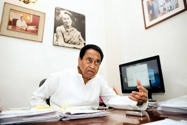 ମଧ୍ୟପ୍ରଦେଶରେ କଂଗ୍ରେସ ସଂଖ୍ୟା ଗରିଷ୍ଠତା ହରାଇଥିବା ଅଭିଯୋଗ କରି ବିଧାନସଭାର ସ୍ୱତନ୍ତ୍ର ଅଧିବେଶନ ଡକାଇବାକୁ ରାଜ୍ୟପାଳଙ୍କ ଦ୍ୱାରସ୍ଥ ହେଲା ବିଜେପି