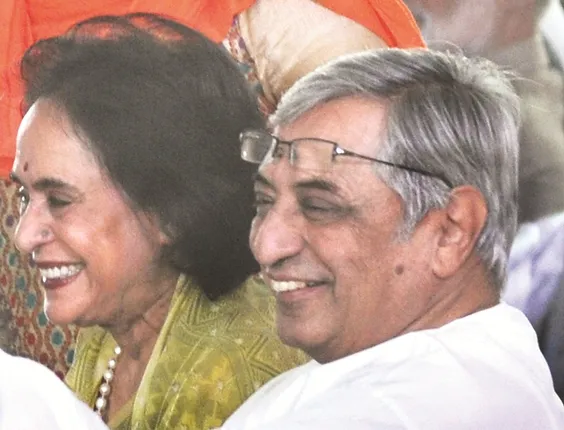 ଆକର୍ଷଣ ସାଜିଲେ ପ୍ରେମ୍-ଗୀତା