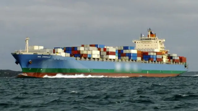 ଚୀନ: ମାଲବାହୀ ଜାହାଜରେ ଗ୍ୟାସ୍‌ ନିର୍ଗତ, ୧୦ ମୃତ, ୧୯ ଗୁରୁତର