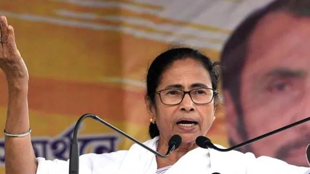 ମମତା-ମୋଦୀ ବାକ୍‌ଯୁଦ୍ଧ, ମମତାଙ୍କୁ ଏଥର ୧୦ରୁ କମ୍‌ ଆସନ ମିଳିବ