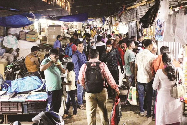 କରୋନା ସଙ୍କଟ: ଦୋକାନ ବଜାର ବନ୍ଦ ହେବନି, ସ୍ପଷ୍ଟ କଲା ବ୍ୟବସାୟୀ ମହାସଂଘ