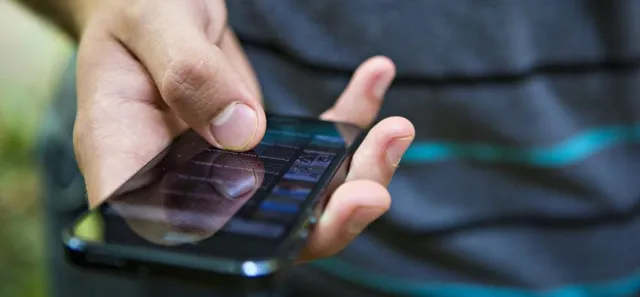 ସକାଳେ ଉଠିବାମାତ୍ରେ ଏ ଦୁଇଟି ଅଭ୍ୟାସରୁ ନିବୃତ୍ତ ରହିବା ଭଲ , ଜାଣନ୍ତୁ ତା’ ନହେଲେ ଆମର କି ଅନିଷ୍ଟ ଘଟିଥାଏ