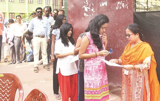 ନିଟ୍‌ ଆଡମିଟ୍‌ କାର୍ଡରେ ତ୍ରୁଟି : ପରୀକ୍ଷାର୍ଥୀ ପହଞ୍ଚିଲା ବେଳକୁ ପରୀକ୍ଷା ସରିଲାଣି