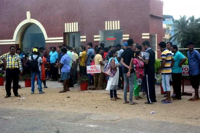 ୧୦ ପାନ୍ଥନିବାସରୁ ସ୍ଥାନାନ୍ତର ହେଲେ ପର୍ଯ୍ୟଟକ, ୫ ଯାଏଁ ବୁକିଂ ବାତିଲ୍‌