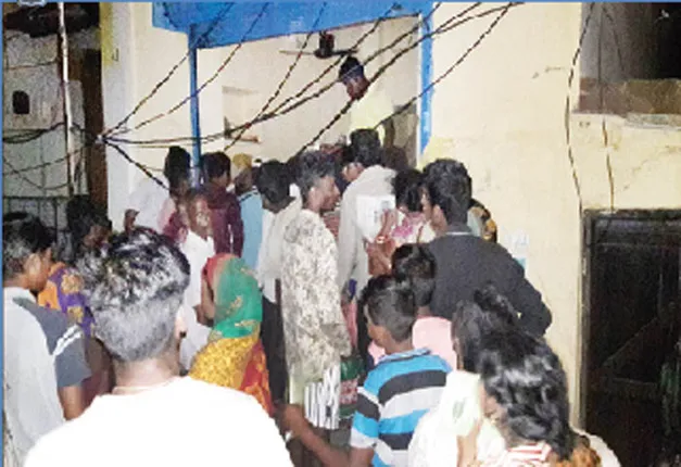 ଖାଉଟି କାର୍ଡଧାରୀଙ୍କୁ ଚାଉଳ, ବିପନ୍ନଙ୍କୁ ନାହିଁ