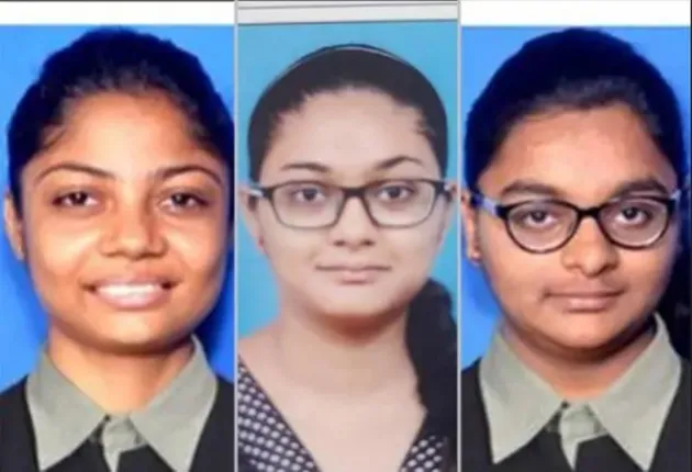 ସୁରଟ ଅଗ୍ନିକାଣ୍ଡ : ଦ୍ୱାଦଶ ଶ୍ରେଣୀର ଫଳାଫଳ ଜାଣି ପାରିଲେ ନାହିଁ ଏହି ୩ ଛାତ୍ରୀ, ଗୋଟେ ଦିନ ପୁର୍ବରୁ ଚାଲିଗଲା ଜୀବନ