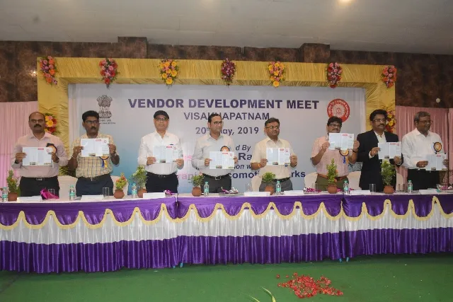 ପୂର୍ବତଟ ରେଳପଥ ପକ୍ଷରୁ ଭେଣ୍ଡରମାନଙ୍କ ବୈଠକ