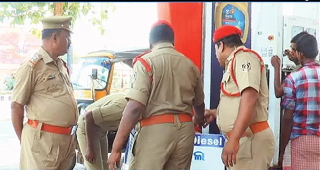 ୩ ପେଟ୍ରୋଲ ପମ୍ପରେ ଅଗ୍ନିଶମ ବିଭାଗ ଚଢ଼ଉ