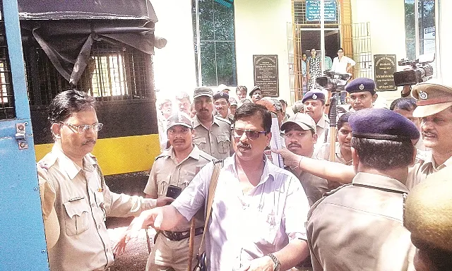 ଦେଶ ବିରୋଧୀ ମାମଲା : ସବ୍ୟସାଚୀଙ୍କୁ ଆଜୀବନ ଜେଲ୍‌