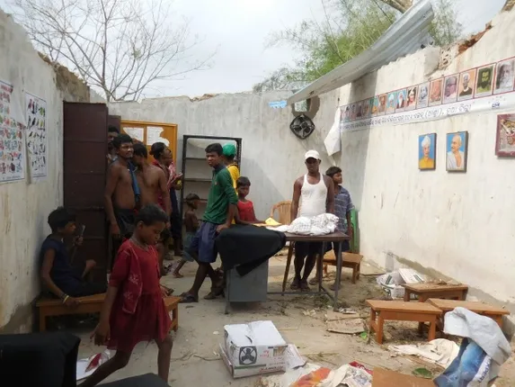 ଆମ ସ୍କୁଲ୍‌ ଘର ଗଢ଼ି ଦିଅ