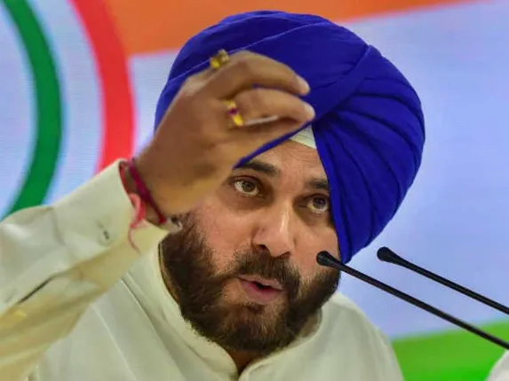 ମୋତେ ଅପମାନିତ କରୁଥିବା ନେତା ନିଜେ କୂଅରେ ପଡ଼ିଲେ: ସିଦ୍ଧୁ