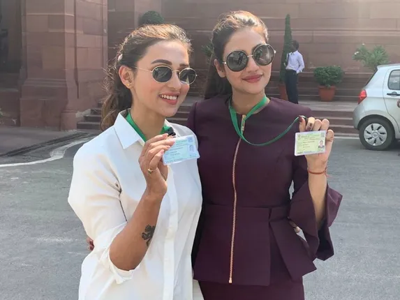 ୨ ଜଣ ଟିଏମ୍‌ସି ସାଂସଦ ମିମି ଚକ୍ରବର୍ତ୍ତୀ ଏବଂ ନୁସରତ ଜାହାନ୍‌